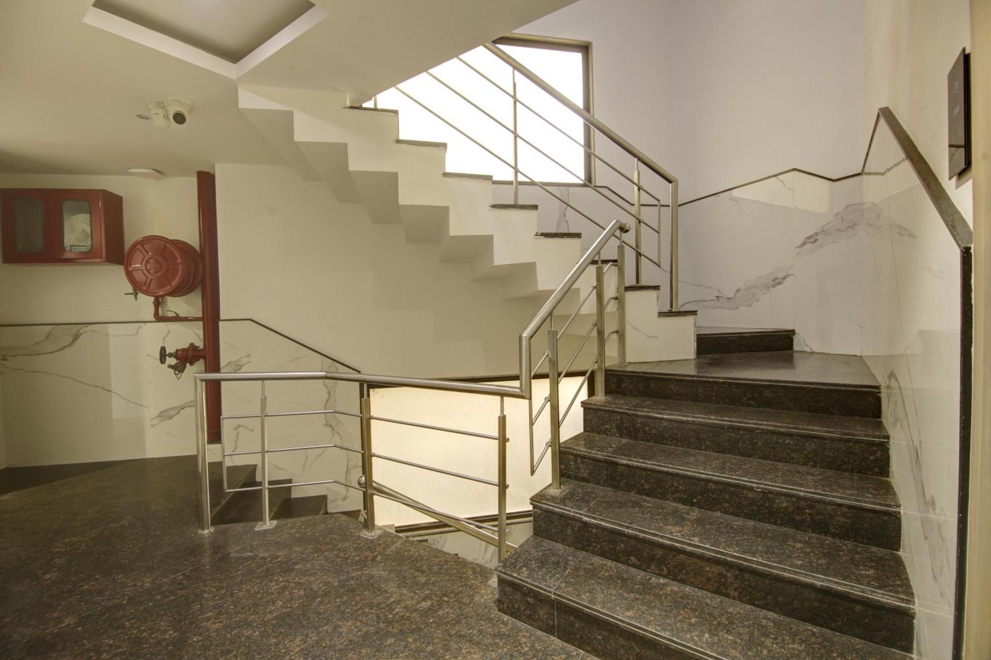 Hotel Delhi 37 By Star Group Near Delhi Airport นิวเดลี ภายนอก รูปภาพ
