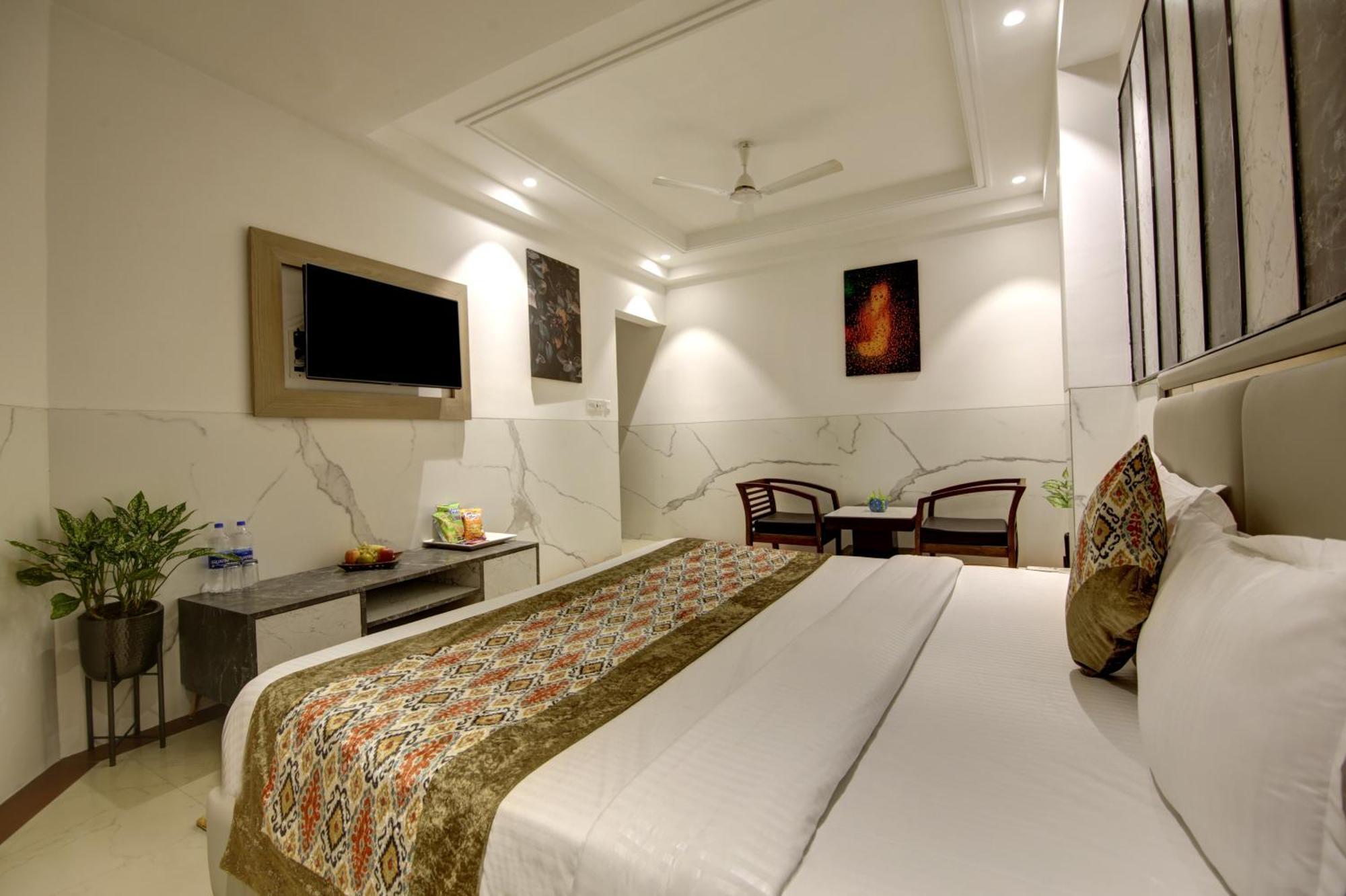 Hotel Delhi 37 By Star Group Near Delhi Airport นิวเดลี ภายนอก รูปภาพ